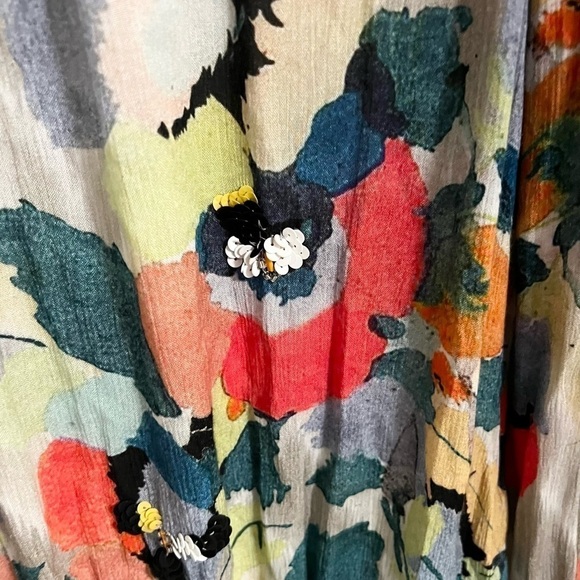 BLANK London Floral Watercolor Blouse with sequins RARE - Picture 4 of 7